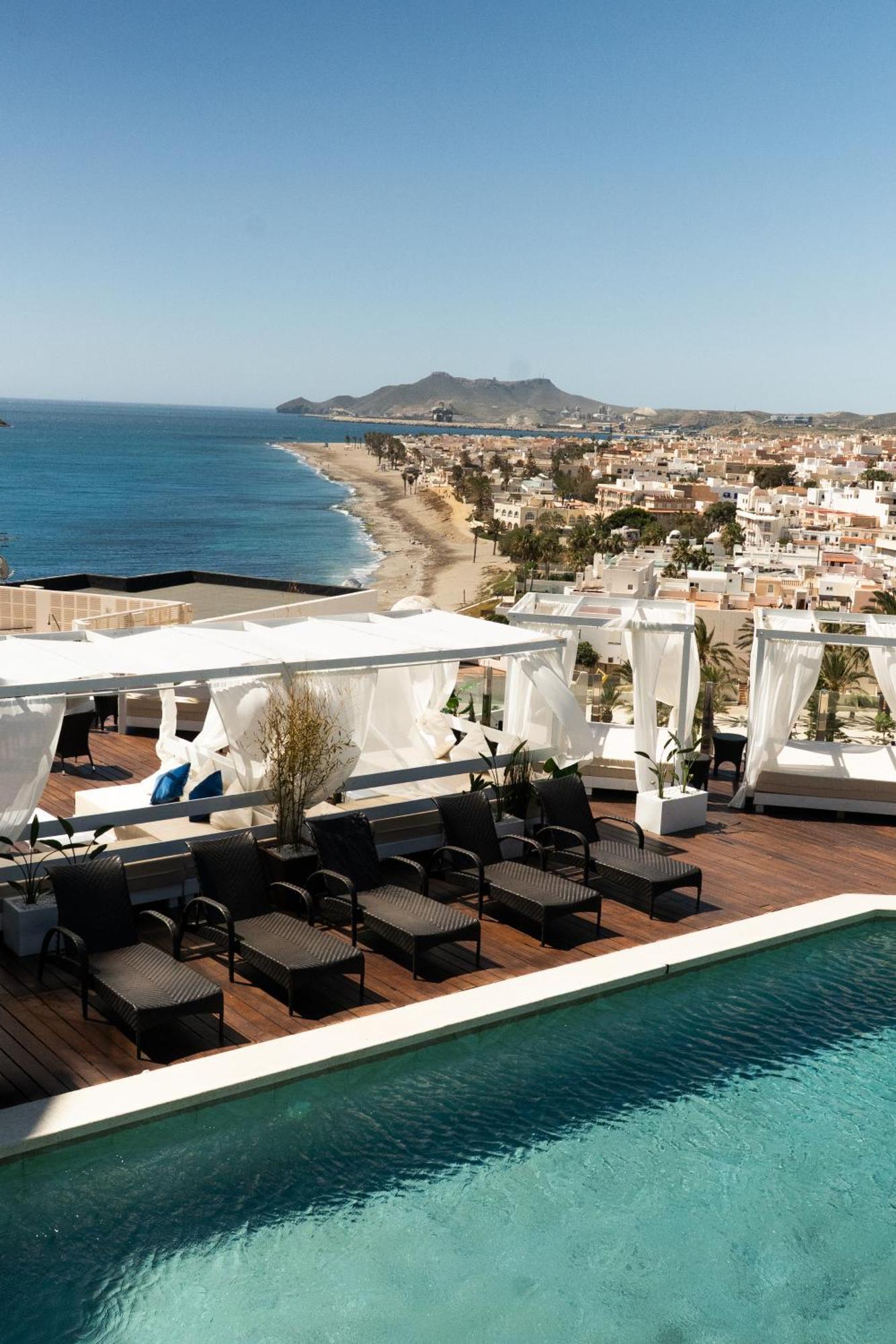 Hotel Cabo De Gata 4*