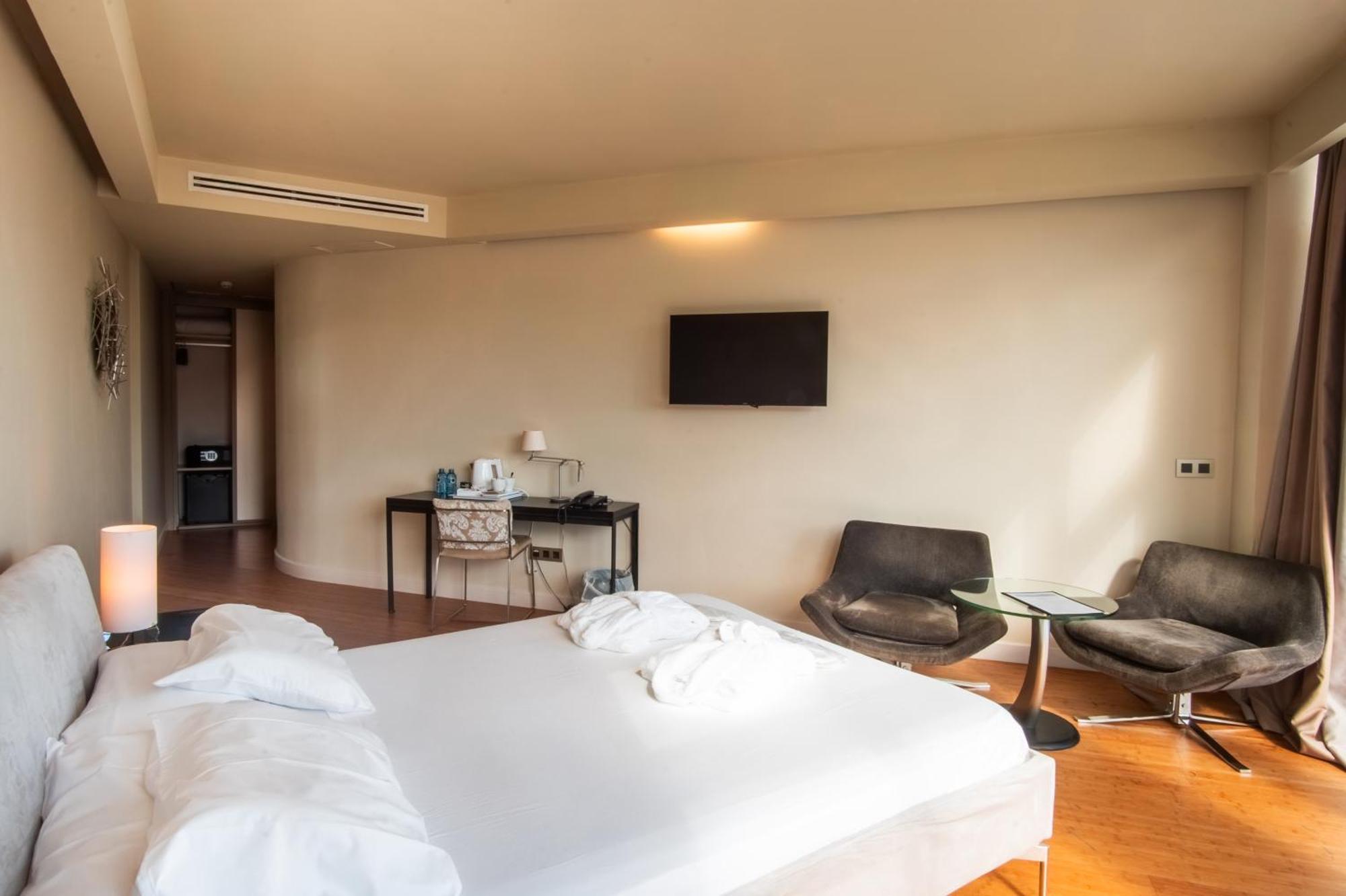 Cabo De Gata Hotel